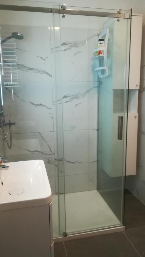 Apartment Sunny Place プーラ エクステリア 写真