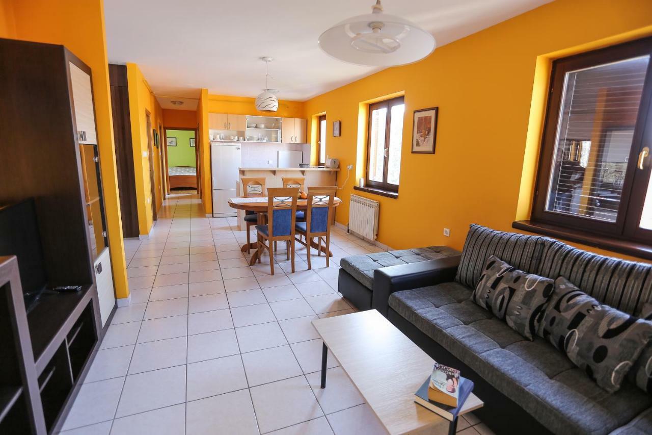 Apartment Sunny Place プーラ エクステリア 写真